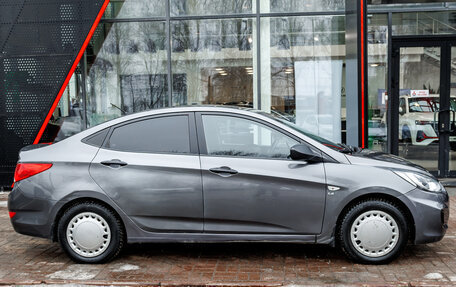 Hyundai Solaris II рестайлинг, 2011 год, 671 000 рублей, 6 фотография