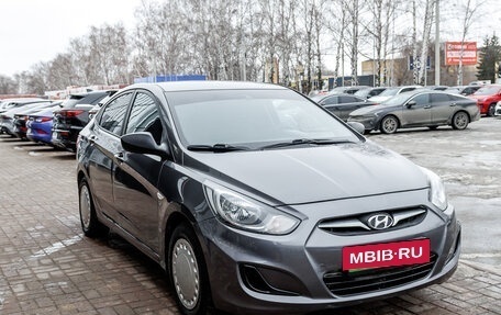 Hyundai Solaris II рестайлинг, 2011 год, 671 000 рублей, 7 фотография