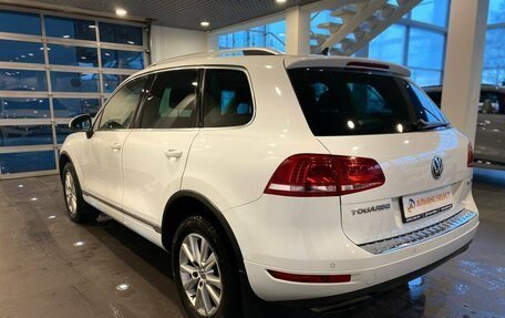 Volkswagen Touareg III, 2013 год, 2 399 000 рублей, 5 фотография