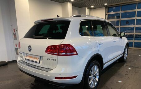 Volkswagen Touareg III, 2013 год, 2 399 000 рублей, 3 фотография