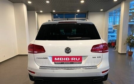 Volkswagen Touareg III, 2013 год, 2 399 000 рублей, 4 фотография