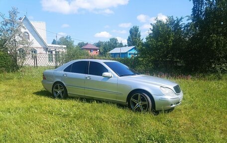 Mercedes-Benz S-Класс, 1999 год, 850 000 рублей, 1 фотография