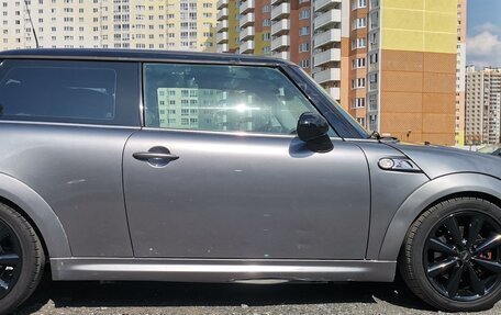 MINI Hatch, 2007 год, 1 070 000 рублей, 2 фотография