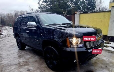 Chevrolet Tahoe III, 2008 год, 1 950 000 рублей, 2 фотография