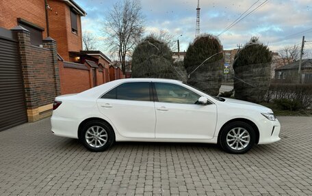 Toyota Camry, 2015 год, 2 300 000 рублей, 3 фотография