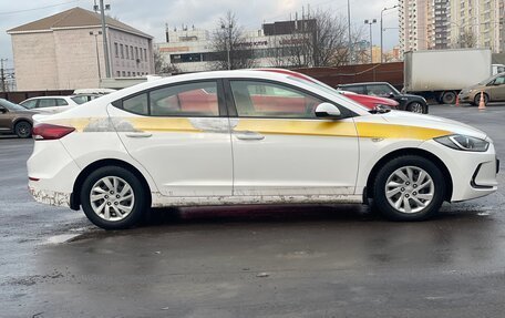 Hyundai Elantra VI рестайлинг, 2018 год, 1 200 000 рублей, 2 фотография