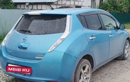 Nissan Leaf I, 2011 год, 600 000 рублей, 3 фотография