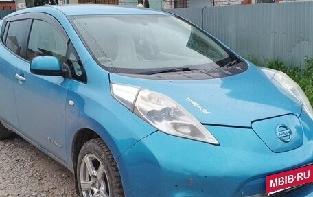 Nissan Leaf I, 2011 год, 600 000 рублей, 2 фотография