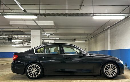 BMW 3 серия, 2011 год, 2 050 000 рублей, 2 фотография