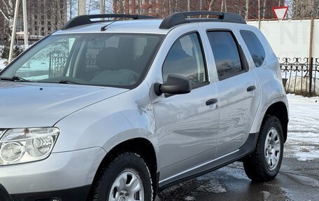 Renault Duster I рестайлинг, 2013 год, 890 000 рублей, 2 фотография