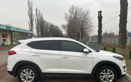 Hyundai Tucson III, 2018 год, 2 600 000 рублей, 4 фотография