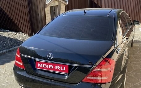 Mercedes-Benz S-Класс, 2009 год, 1 650 000 рублей, 2 фотография