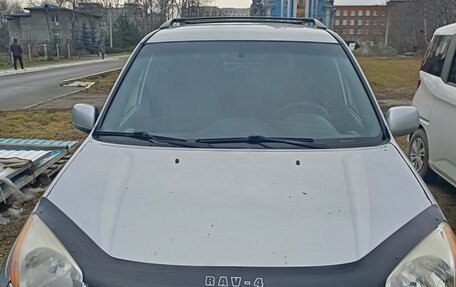 Toyota RAV4, 2002 год, 650 000 рублей, 2 фотография