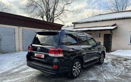 Toyota Land Cruiser 200, 2019 год, 10 500 000 рублей, 3 фотография