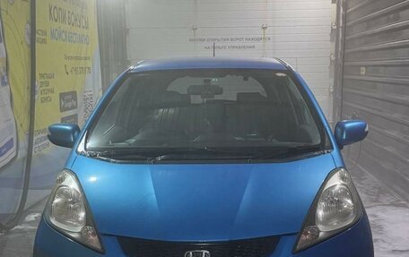 Honda Fit III, 2010 год, 860 000 рублей, 5 фотография