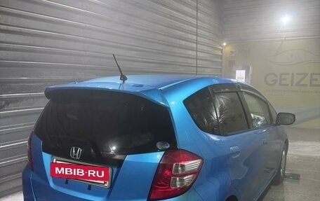 Honda Fit III, 2010 год, 860 000 рублей, 6 фотография