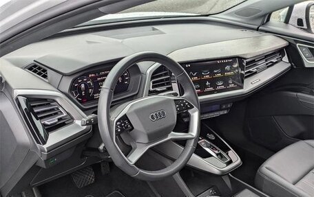 Audi Q4 e-tron, 2024 год, 7 340 000 рублей, 6 фотография