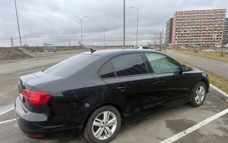 Volkswagen Jetta VI, 2017 год, 1 395 000 рублей, 2 фотография