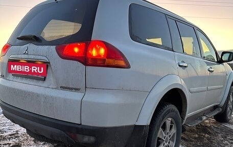 Mitsubishi Pajero Sport II рестайлинг, 2011 год, 1 400 000 рублей, 6 фотография