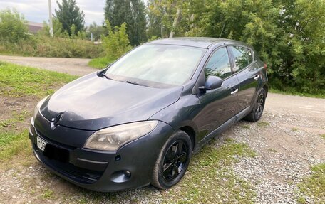 Renault Megane III, 2010 год, 400 000 рублей, 2 фотография