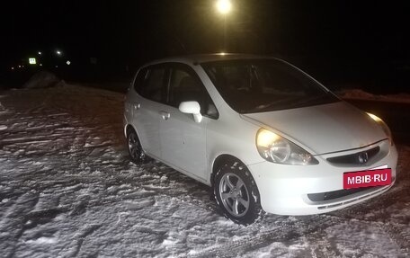 Honda Fit III, 2002 год, 385 000 рублей, 2 фотография