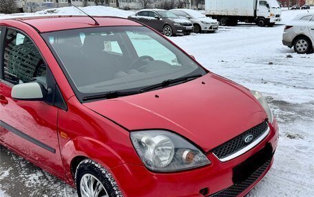 Ford Fiesta, 2006 год, 330 000 рублей, 2 фотография