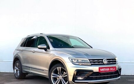 Volkswagen Tiguan II, 2019 год, 2 657 800 рублей, 3 фотография