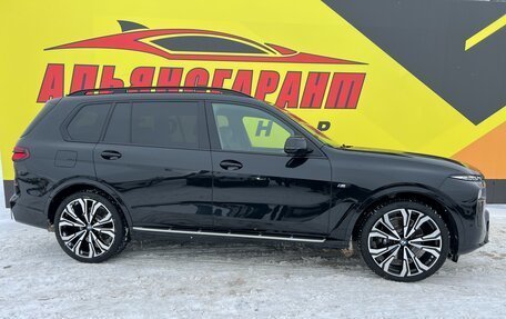 BMW X7, 2024 год, 21 000 000 рублей, 9 фотография