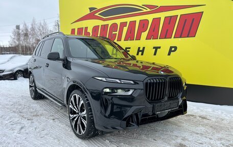 BMW X7, 2024 год, 21 000 000 рублей, 7 фотография