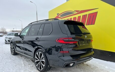 BMW X7, 2024 год, 21 000 000 рублей, 8 фотография