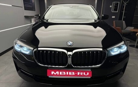 BMW 5 серия, 2020 год, 4 836 000 рублей, 2 фотография