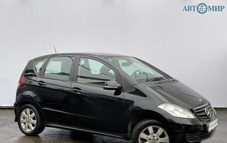 Mercedes-Benz A-Класс, 2012 год, 750 000 рублей, 3 фотография