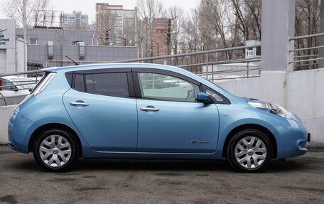 Nissan Leaf I, 2016 год, 1 049 000 рублей, 5 фотография