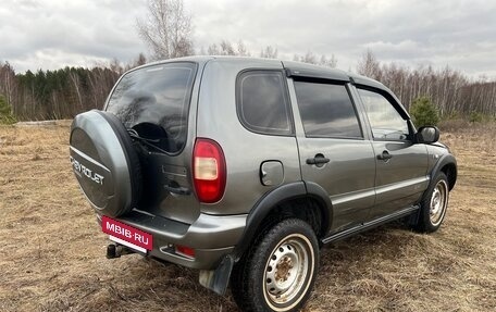 Chevrolet Niva I рестайлинг, 2004 год, 315 000 рублей, 5 фотография