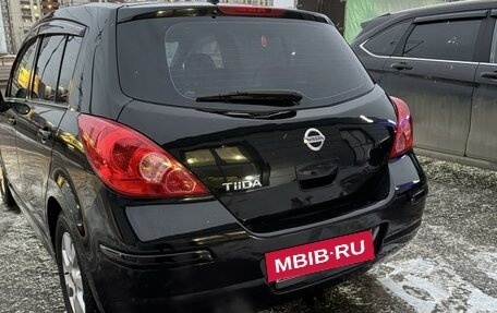 Nissan Tiida, 2010 год, 1 050 000 рублей, 10 фотография