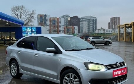 Volkswagen Polo VI (EU Market), 2011 год, 499 000 рублей, 3 фотография