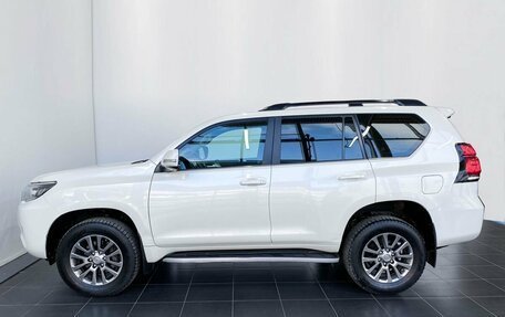 Toyota Land Cruiser Prado 150 рестайлинг 2, 2018 год, 4 345 000 рублей, 5 фотография