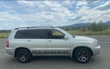 Toyota Kluger I, 2001 год, 1 350 000 рублей, 5 фотография