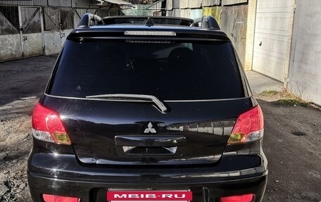 Mitsubishi Outlander III рестайлинг 3, 2004 год, 750 000 рублей, 4 фотография