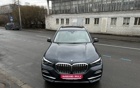 BMW X5, 2019 год, 6 700 000 рублей, 2 фотография