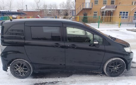 Honda Freed I, 2014 год, 1 150 000 рублей, 4 фотография