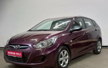 Hyundai Solaris II рестайлинг, 2012 год, 750 000 рублей, 1 фотография