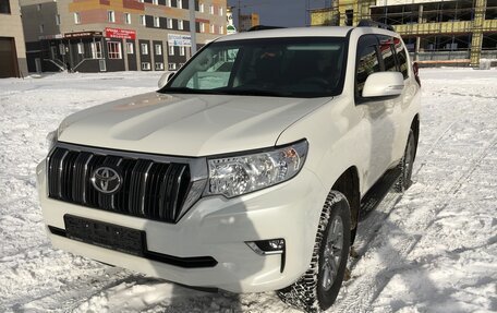 Toyota Land Cruiser Prado 150 рестайлинг 2, 2018 год, 5 300 000 рублей, 2 фотография