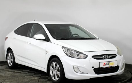 Hyundai Solaris II рестайлинг, 2013 год, 880 000 рублей, 3 фотография