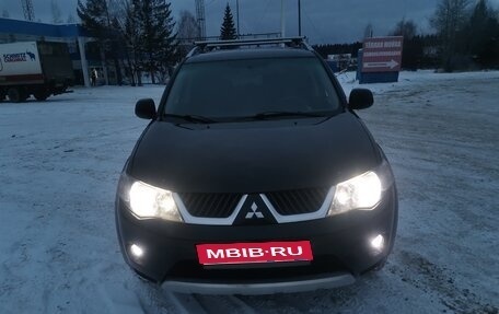 Mitsubishi Outlander III рестайлинг 3, 2008 год, 1 350 000 рублей, 3 фотография