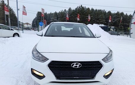 Hyundai Solaris II рестайлинг, 2019 год, 1 299 995 рублей, 2 фотография