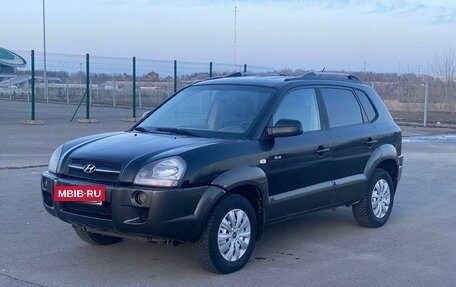 Hyundai Tucson III, 2006 год, 990 000 рублей, 2 фотография