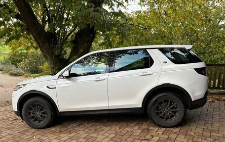 Land Rover Discovery Sport I рестайлинг, 2021 год, 3 210 000 рублей, 3 фотография