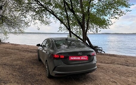 Hyundai Solaris II рестайлинг, 2021 год, 1 700 000 рублей, 9 фотография