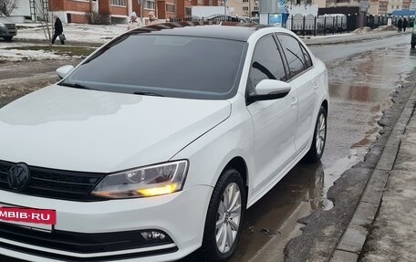 Volkswagen Jetta VI, 2016 год, 1 300 000 рублей, 2 фотография